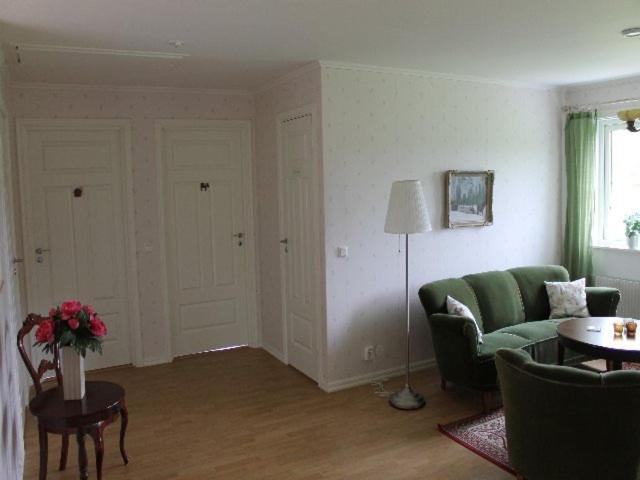 Rocklösa Gård Hotell Ollosa Exteriör bild